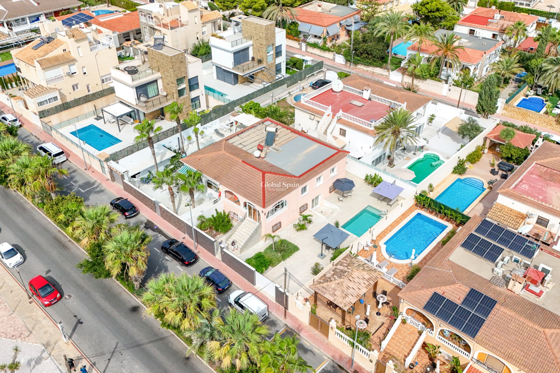 Resale - HOUSE -
PUNTA PRIMA - Costa Blanca
