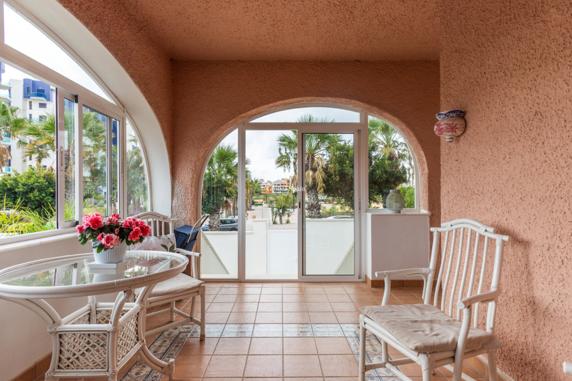 Resale - HOUSE -
PUNTA PRIMA - Costa Blanca
