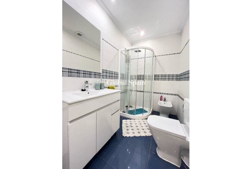 Resale - HOUSE -
RAFELCOFER - Centro