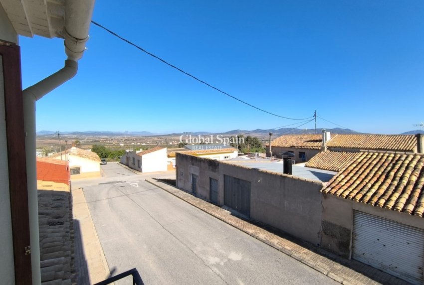 Resale - HOUSE -
RASPAY - Inland