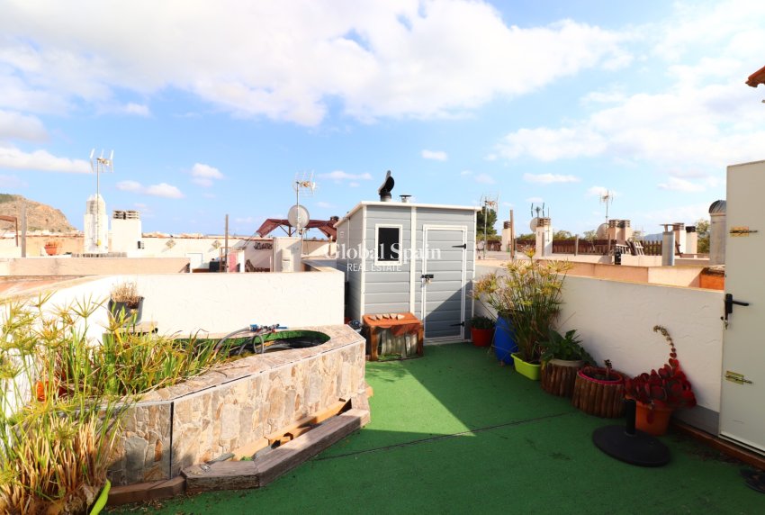 Resale - HOUSE -
Redovan - Redovan - Town