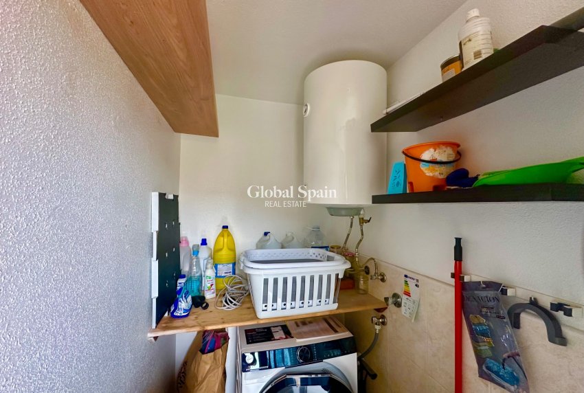 Resale - HOUSE -
ROJALES - Benimar