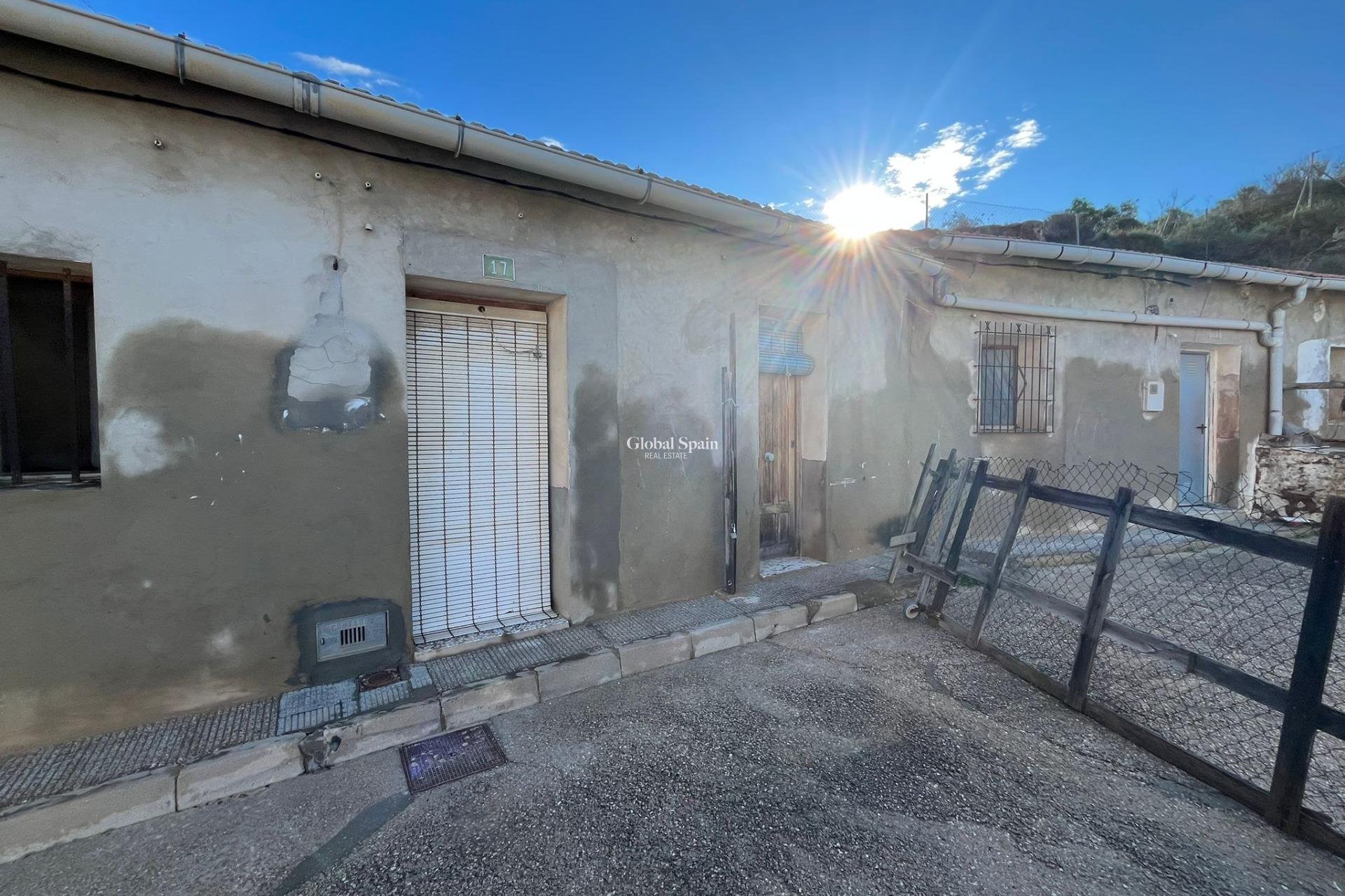 Resale - HOUSE -
Rojales - Centro