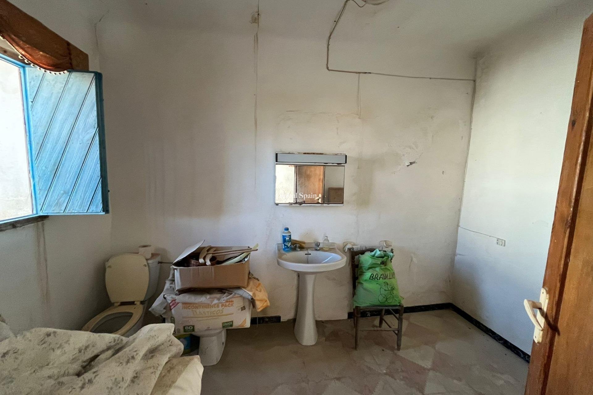 Resale - HOUSE -
Rojales - Centro