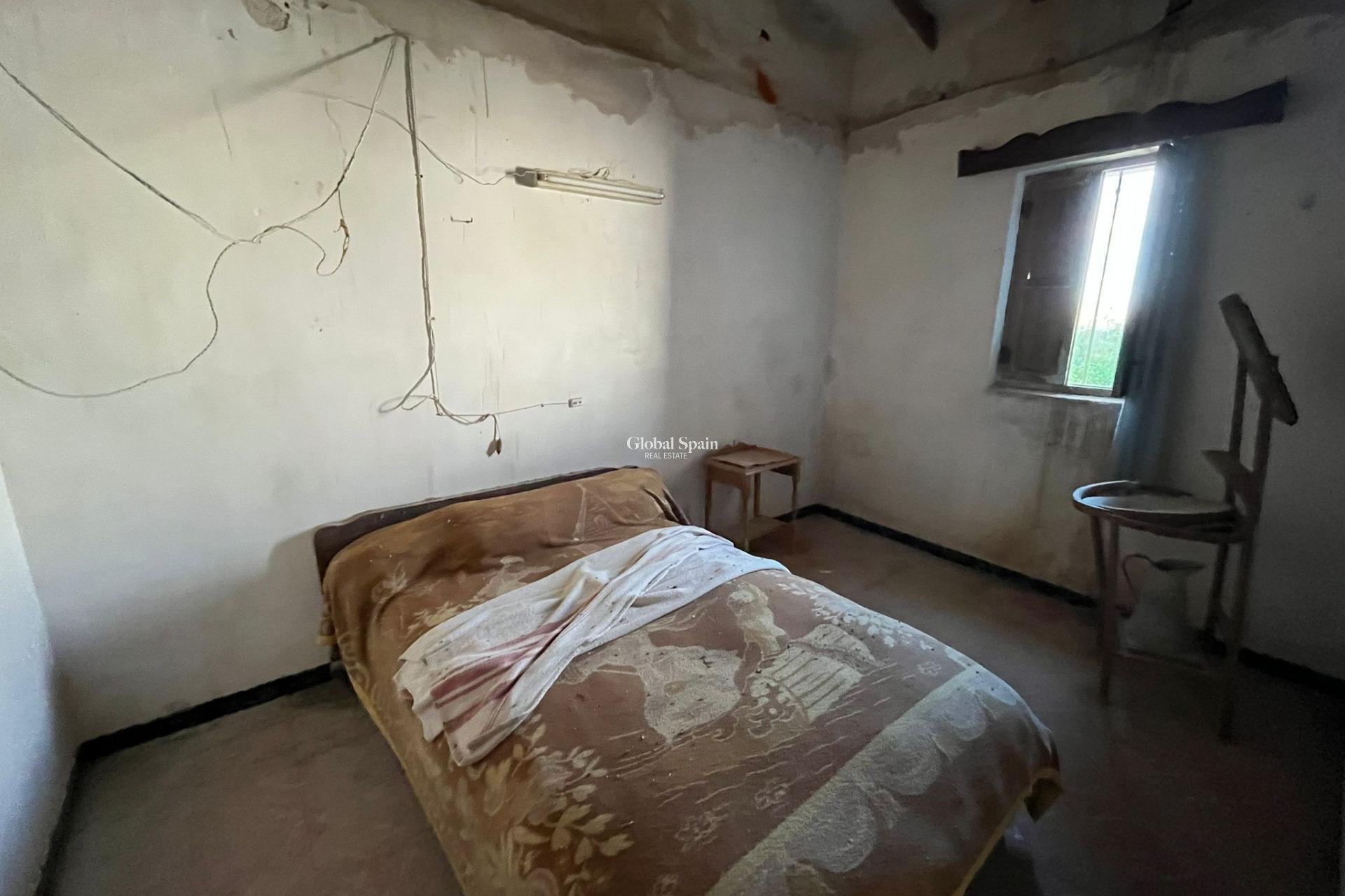 Resale - HOUSE -
Rojales - Centro