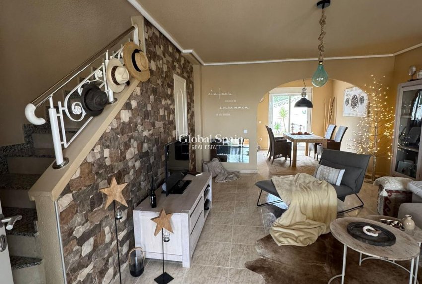 Resale - HOUSE -
ROJALES - Ciudad Quesada