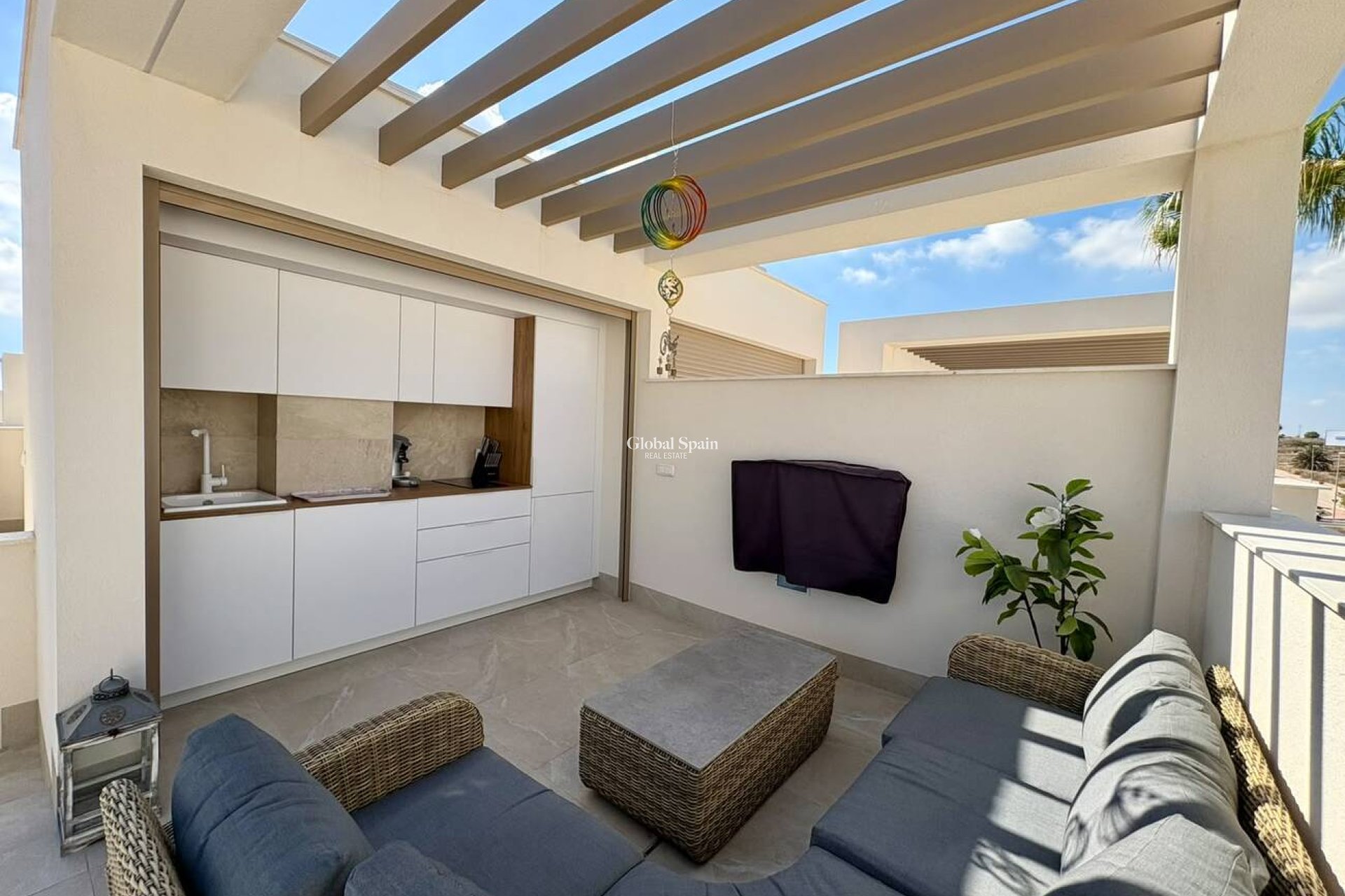 Resale - HOUSE -
ROJALES - Ciudad Quesada