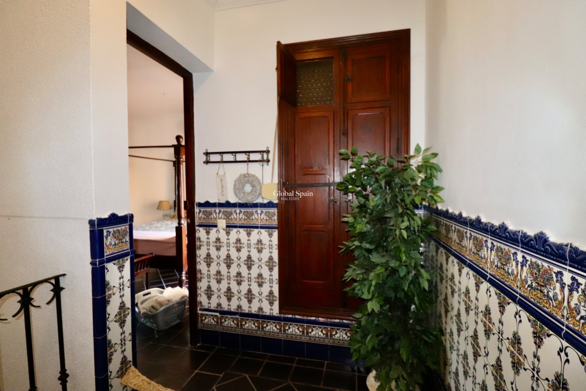 Resale - HOUSE -
ROJALES - Heredades