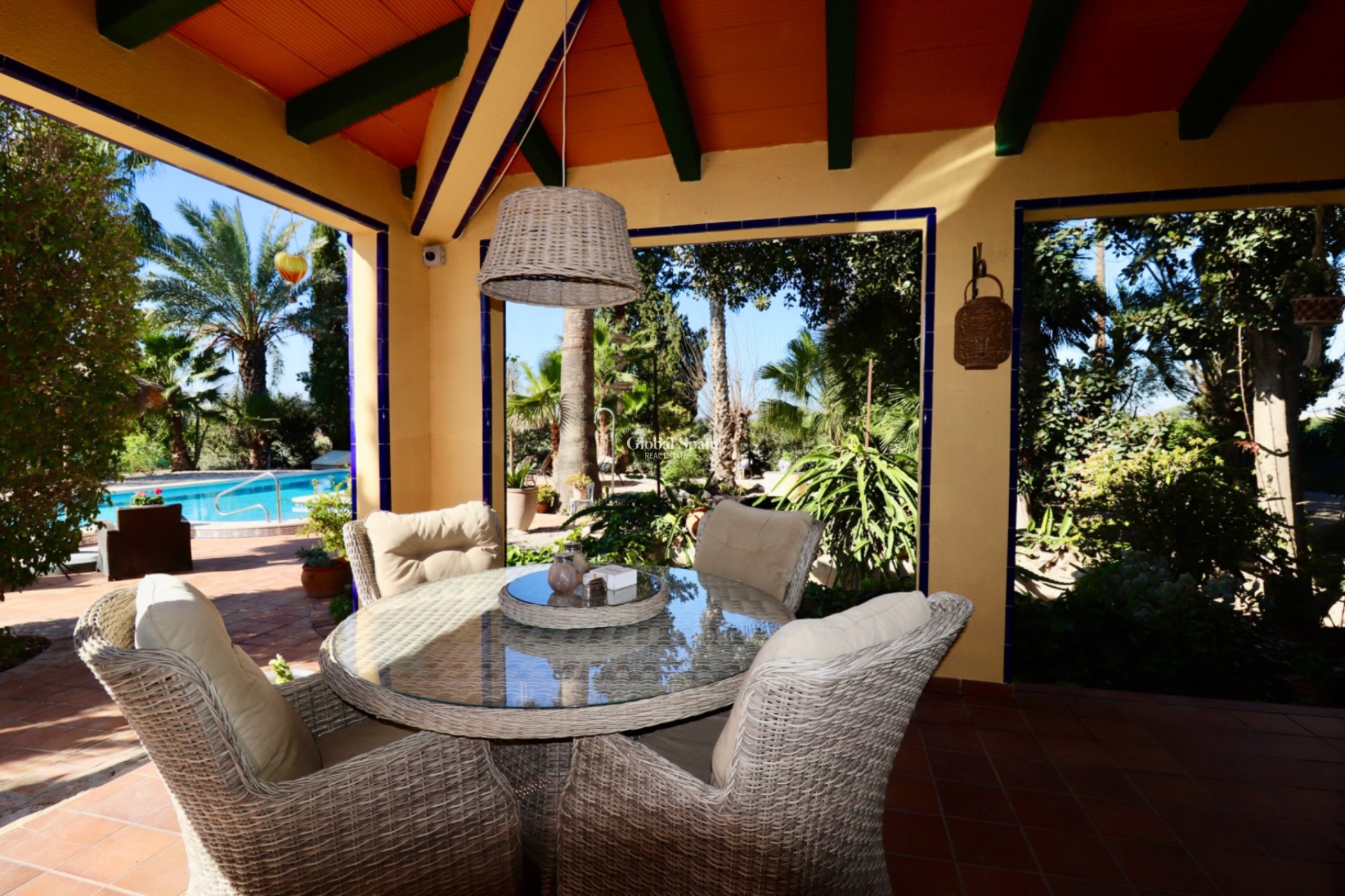 Resale - HOUSE -
ROJALES - Heredades