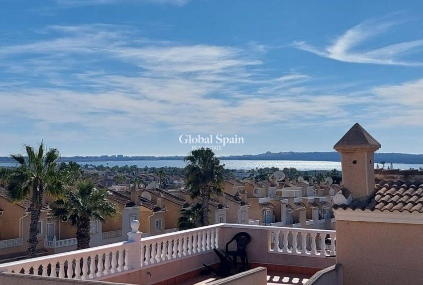 Resale - HOUSE -
ROJALES - Inland
