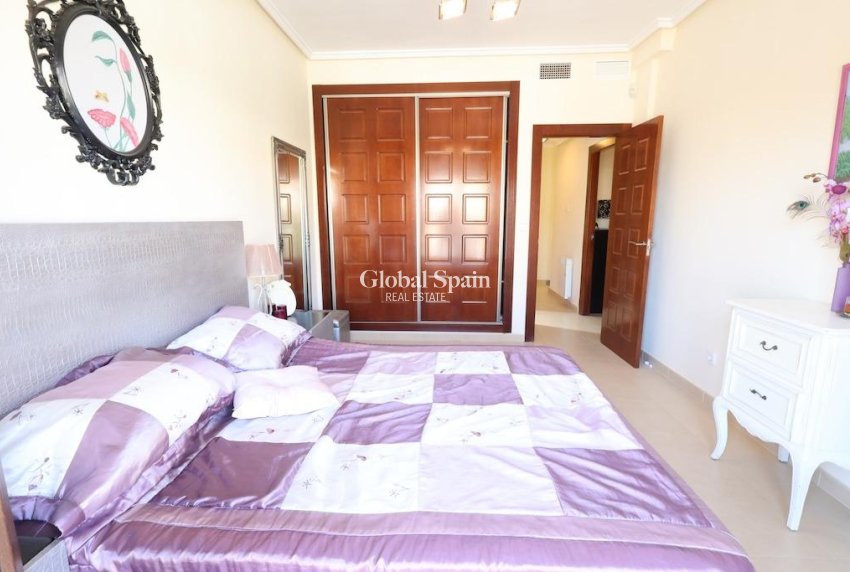 Resale - HOUSE -
ROJALES - Inland