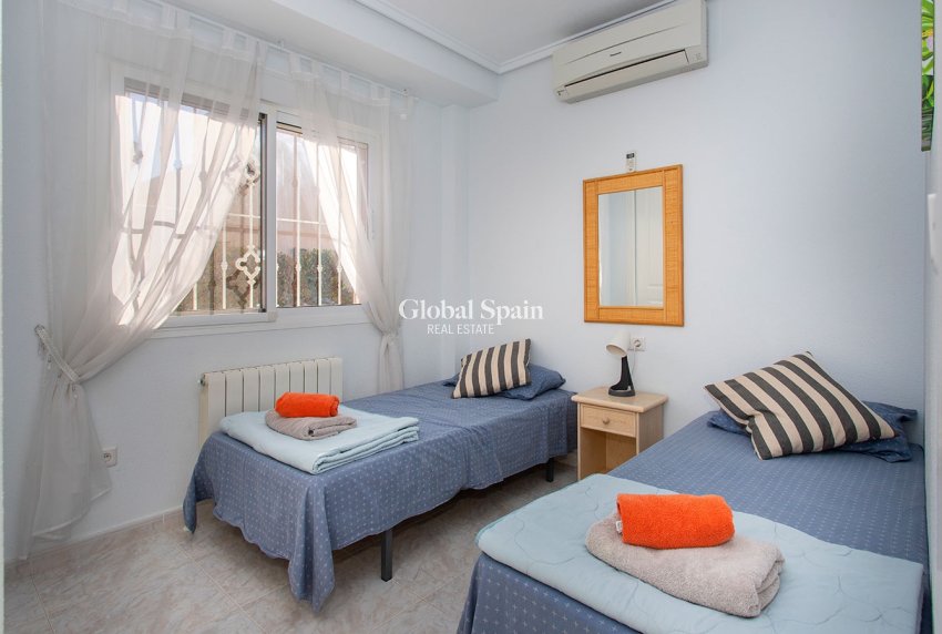 Resale - HOUSE -
ROJALES - Pueblo