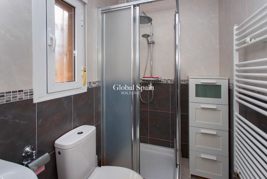 Resale - HOUSE -
ROJALES - Pueblo