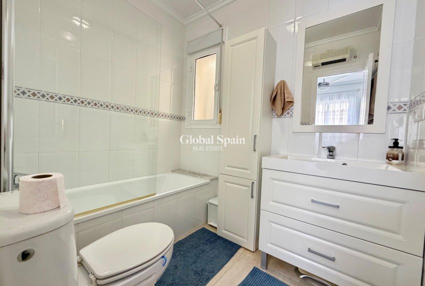 Resale - HOUSE -
ROJALES - Pueblo