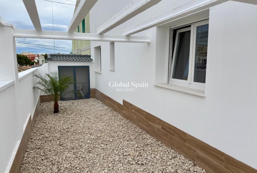 Resale - HOUSE -
ROJALES - Rojales, CIudad Quesada