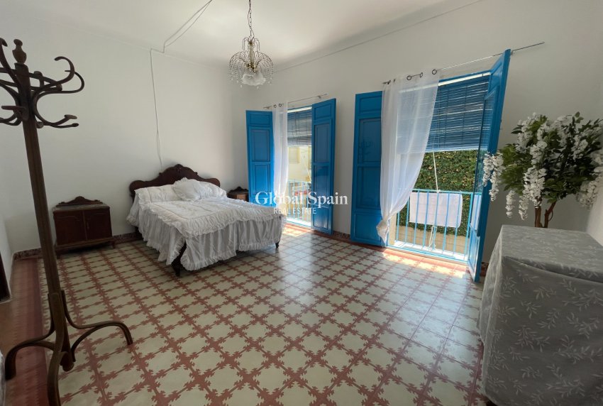 Resale - House -
ROJALES - Rojales