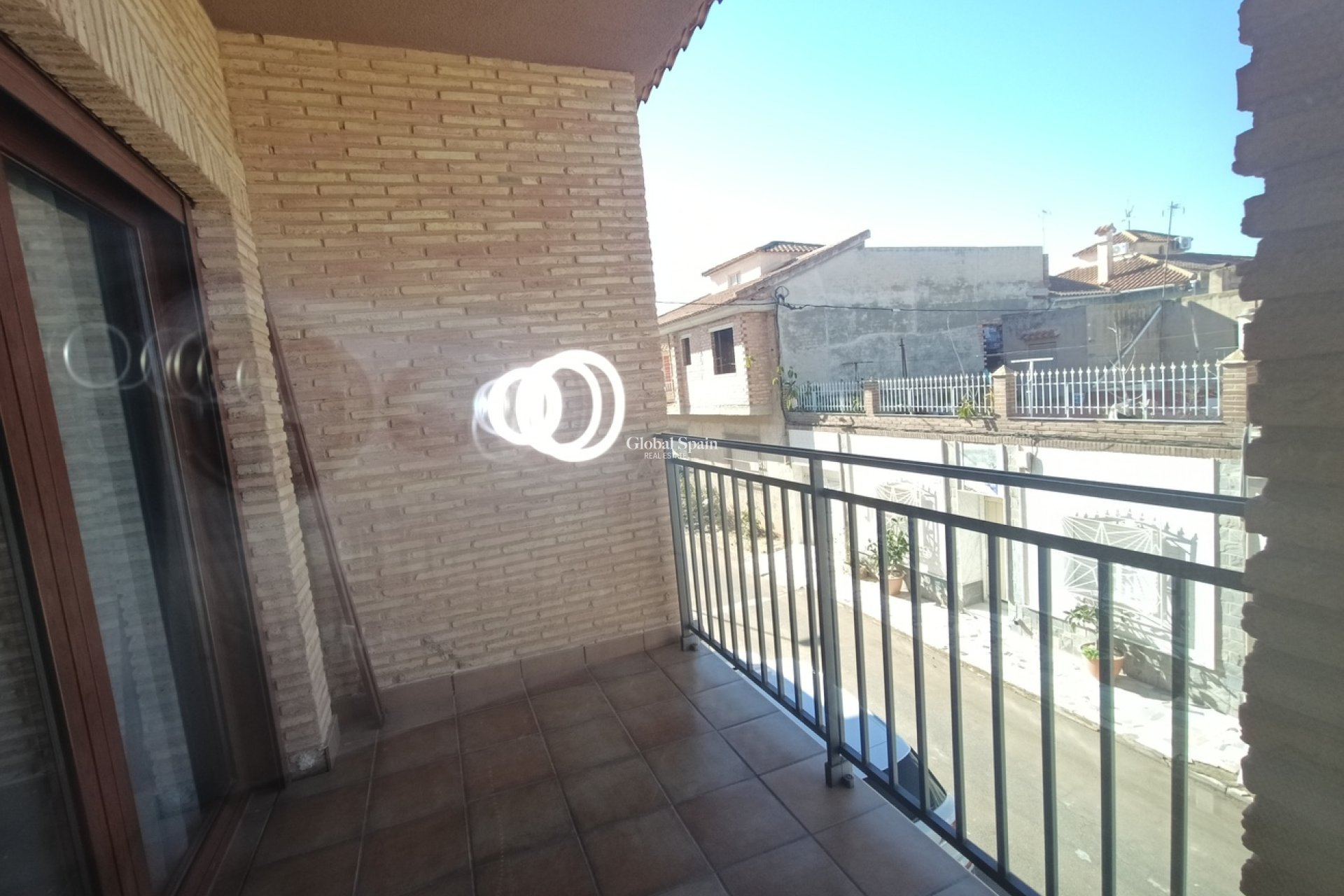 Resale - HOUSE -
ROLDÁN - Inland