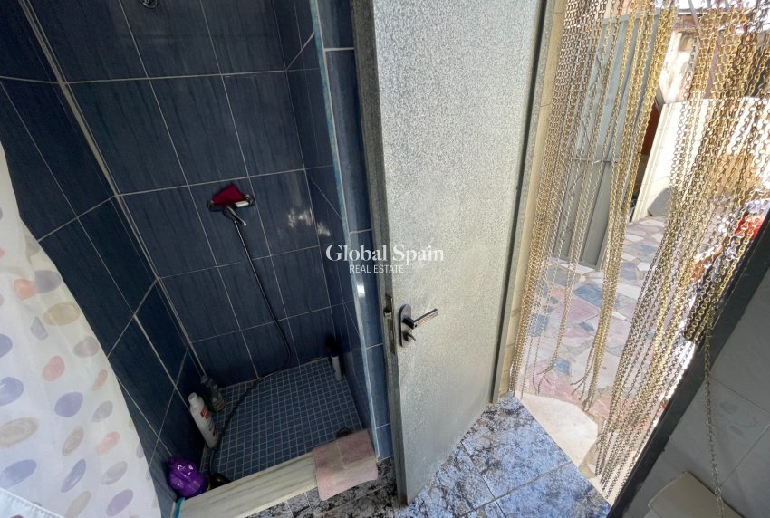 Resale - HOUSE -
SAN FULGENCIO - Costa Blanca