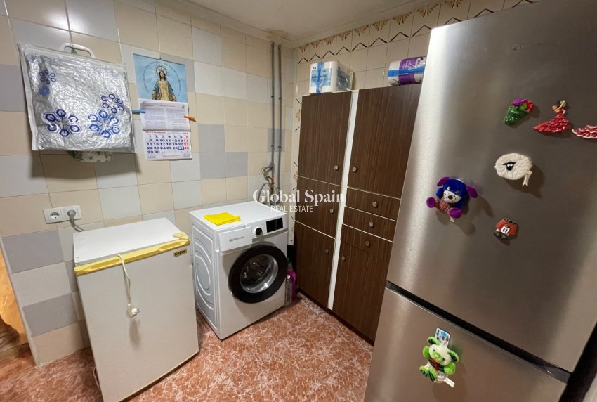 Resale - HOUSE -
SAN FULGENCIO - Costa Blanca