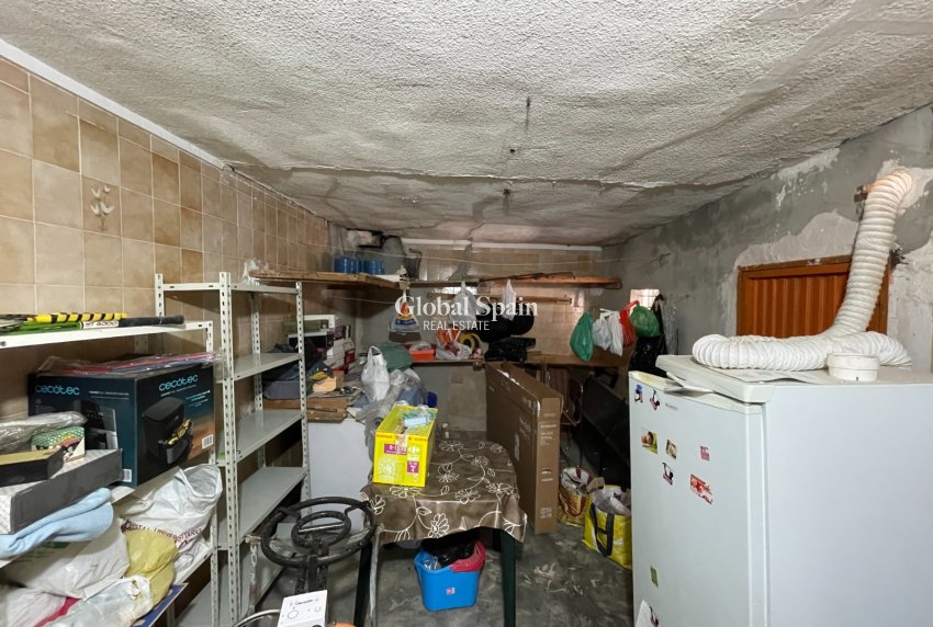 Resale - HOUSE -
SAN FULGENCIO - Costa Blanca