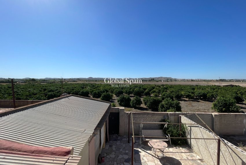 Resale - HOUSE -
SAN FULGENCIO - Costa Blanca
