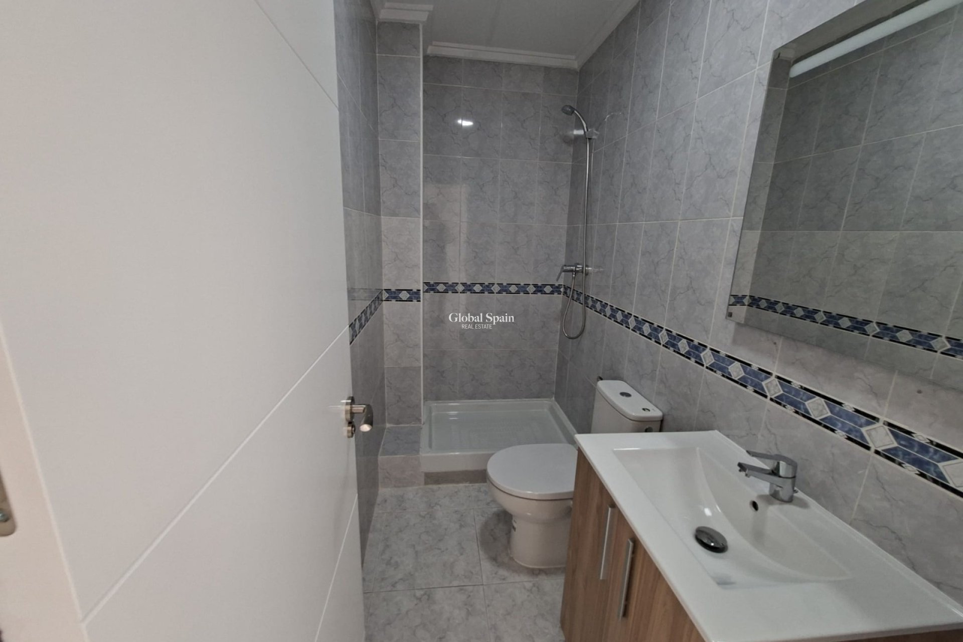 Resale - HOUSE -
SAN FULGENCIO - Costa Blanca