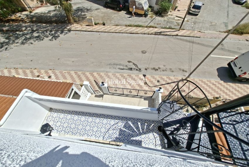Resale - HOUSE -
SAN FULGENCIO - Costa Blanca