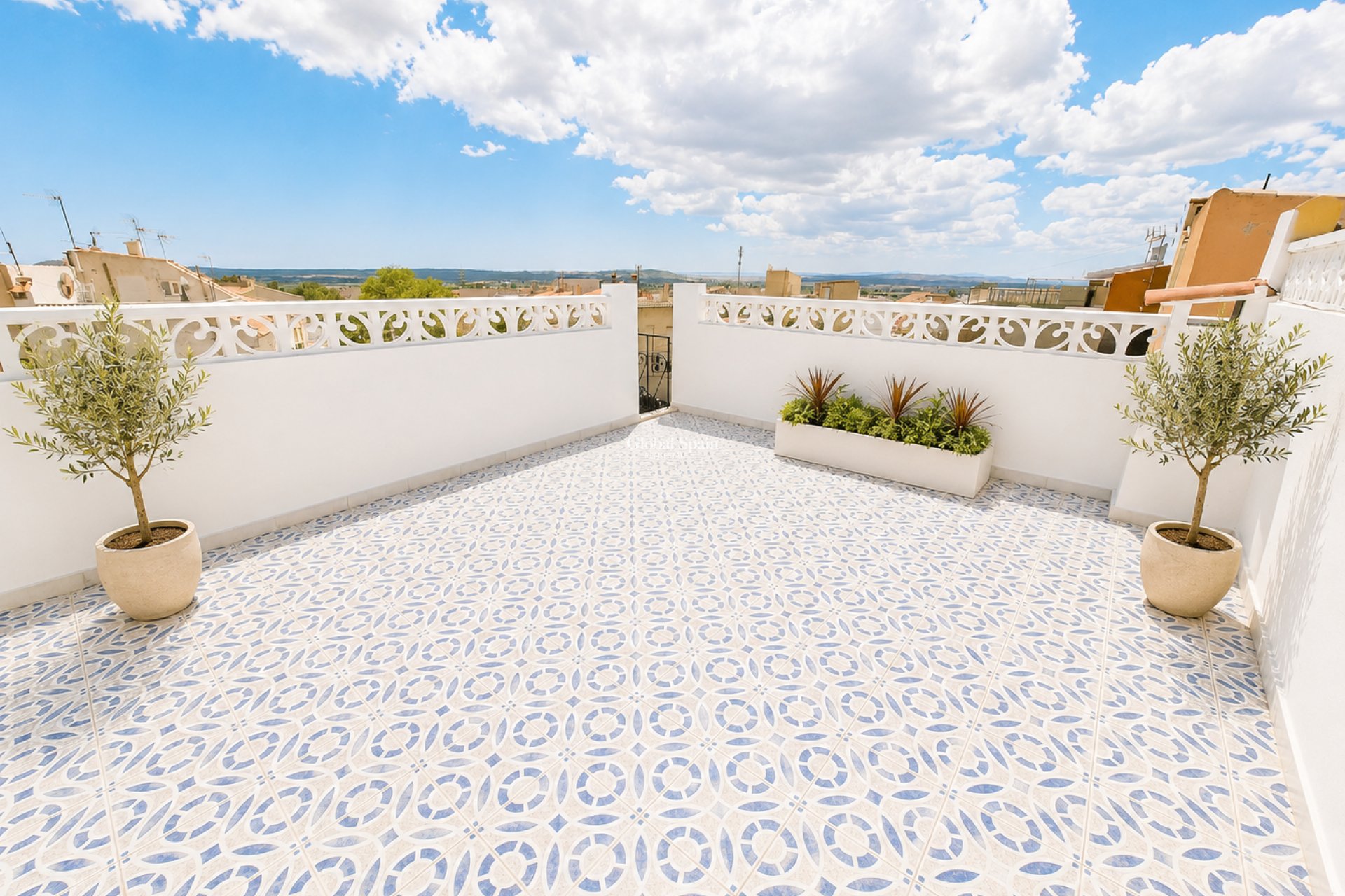 Resale - HOUSE -
SAN FULGENCIO - Costa Blanca