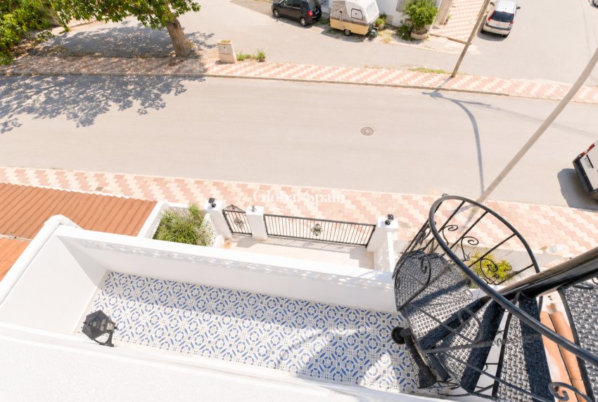 Resale - HOUSE -
SAN FULGENCIO - Costa Blanca