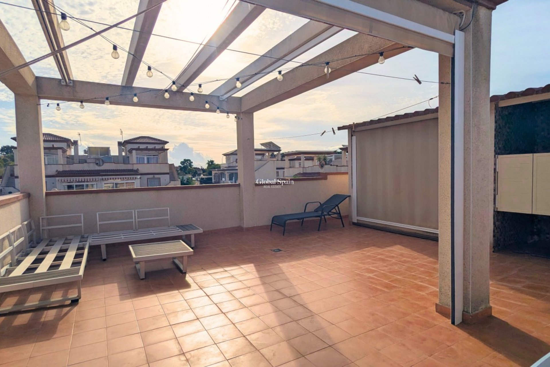 Resale - HOUSE -
SAN FULGENCIO - Costa Blanca