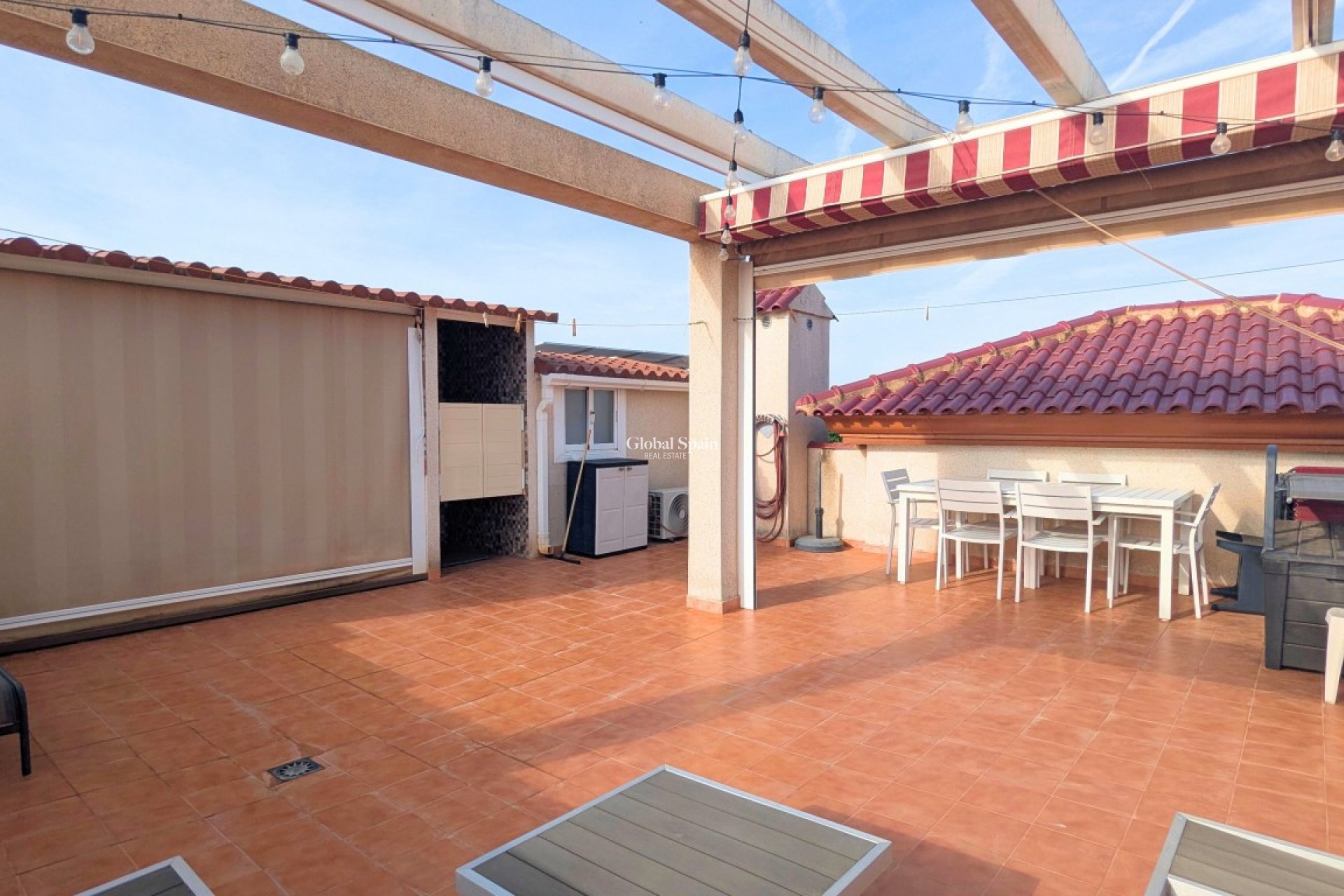 Resale - HOUSE -
SAN FULGENCIO - Costa Blanca