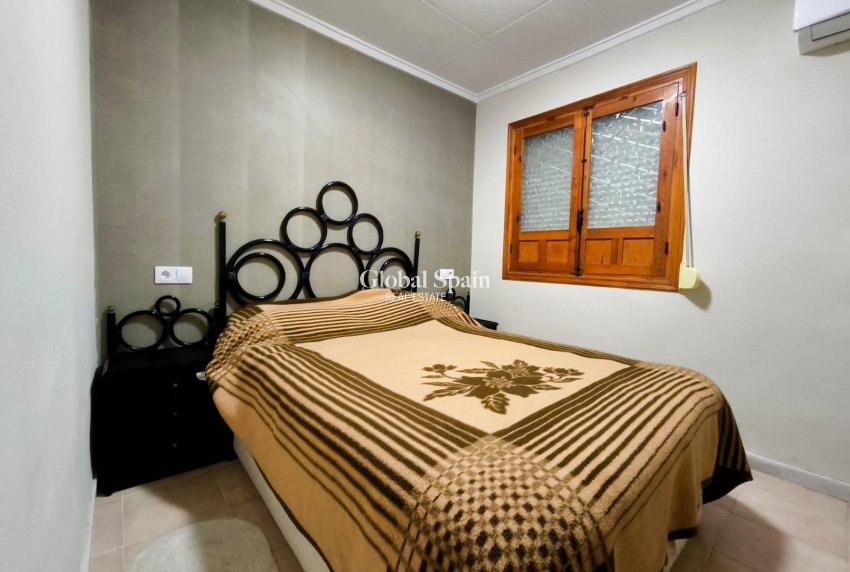 Resale - HOUSE -
SAN FULGENCIO - La Marina - Urb. La Marina