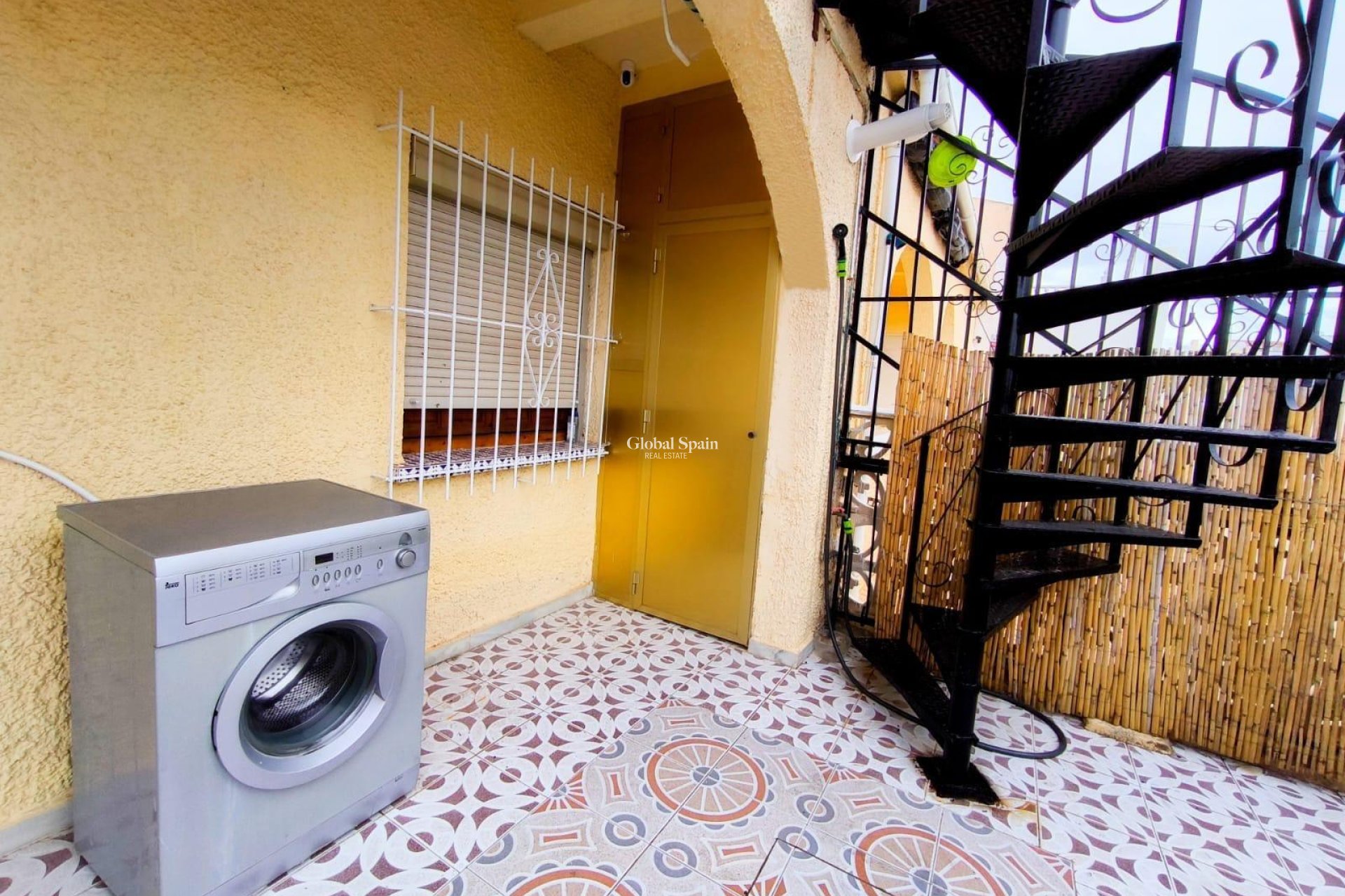 Resale - HOUSE -
SAN FULGENCIO - La Marina - Urb. La Marina