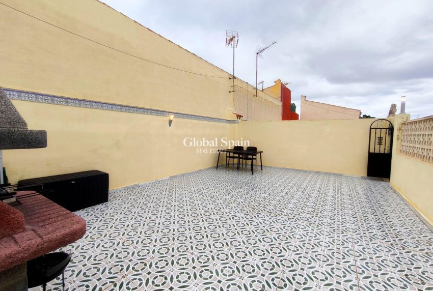 Resale - HOUSE -
SAN FULGENCIO - La Marina - Urb. La Marina