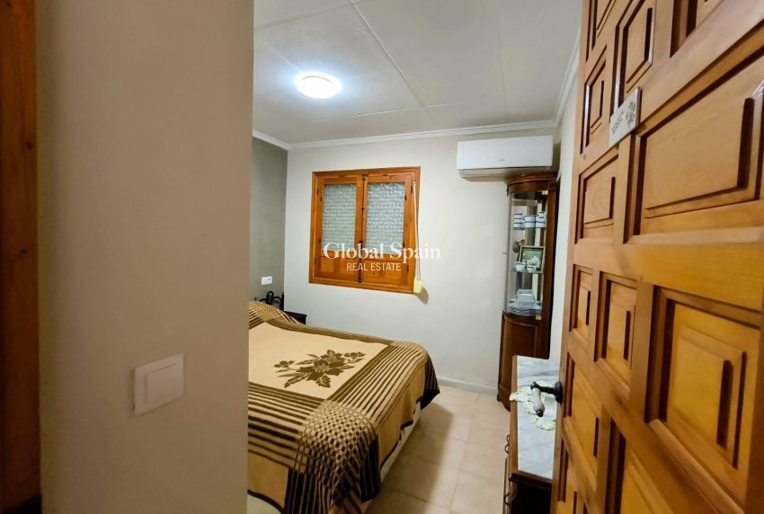 Resale - HOUSE -
SAN FULGENCIO - La Marina - Urb. La Marina