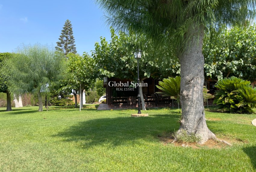 Resale - HOUSE -
SAN FULGENCIO - La Marina