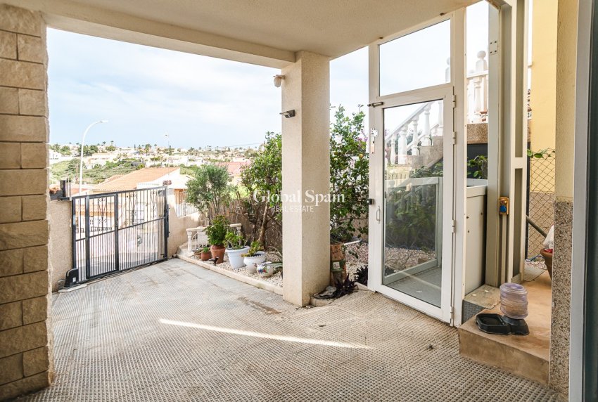 Resale - HOUSE -
SAN FULGENCIO - urb.la marina