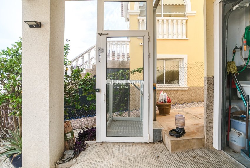 Resale - HOUSE -
SAN FULGENCIO - urb.la marina
