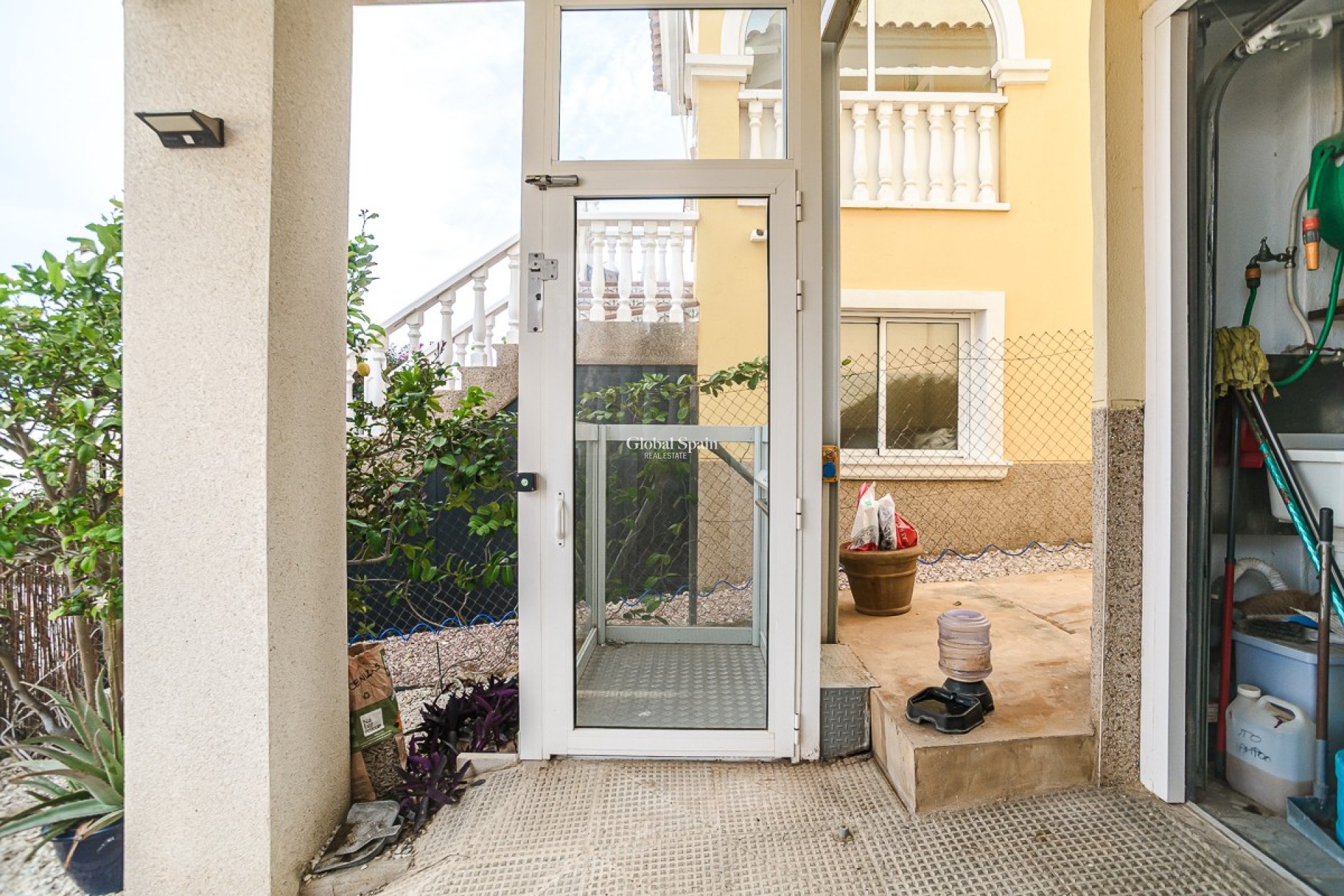 Resale - HOUSE -
SAN FULGENCIO - urb.la marina