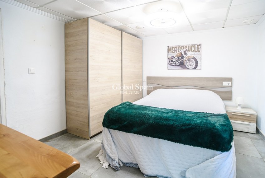 Resale - HOUSE -
SAN FULGENCIO - urb.la marina