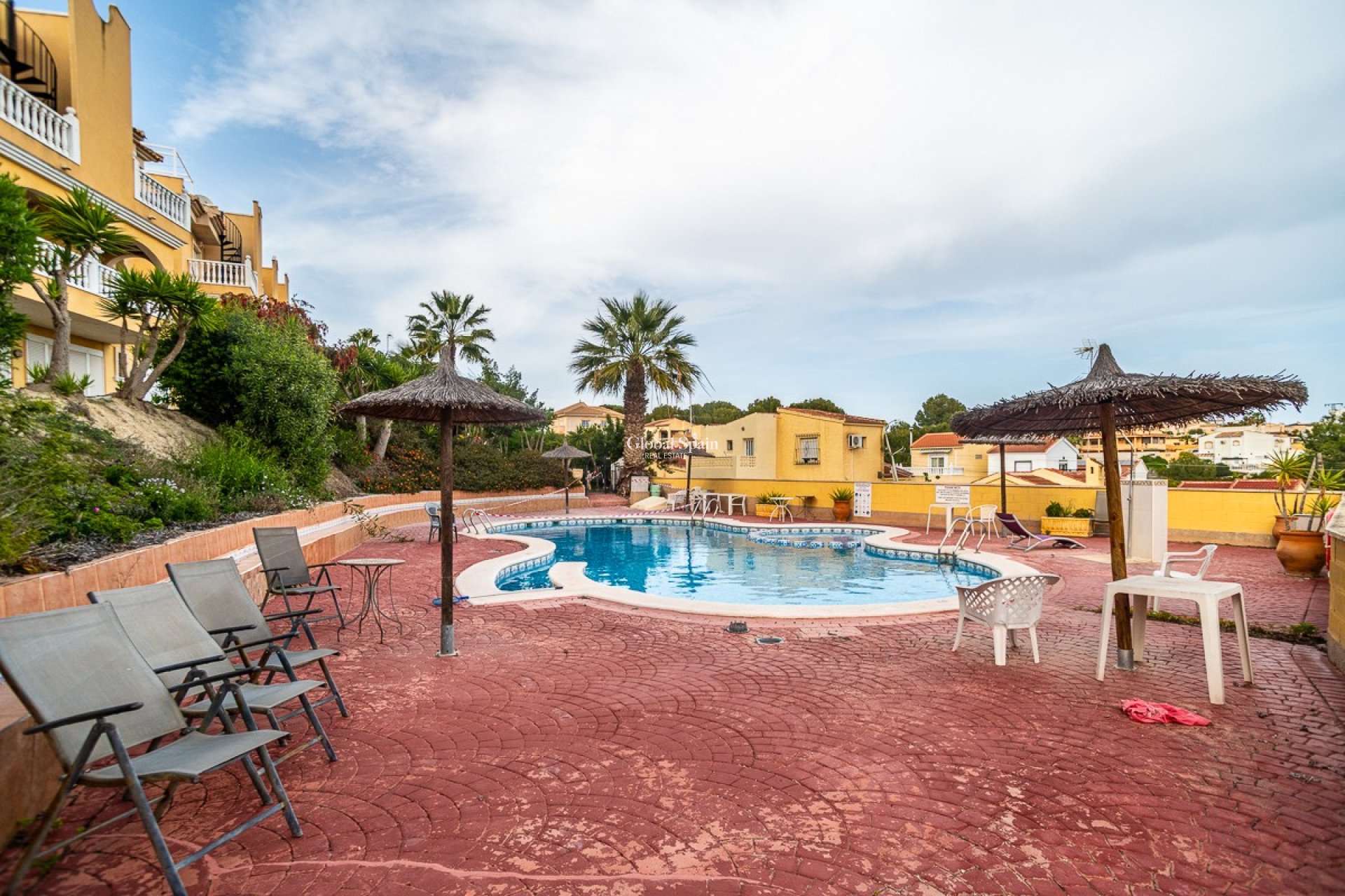 Resale - HOUSE -
SAN FULGENCIO - urb.la marina