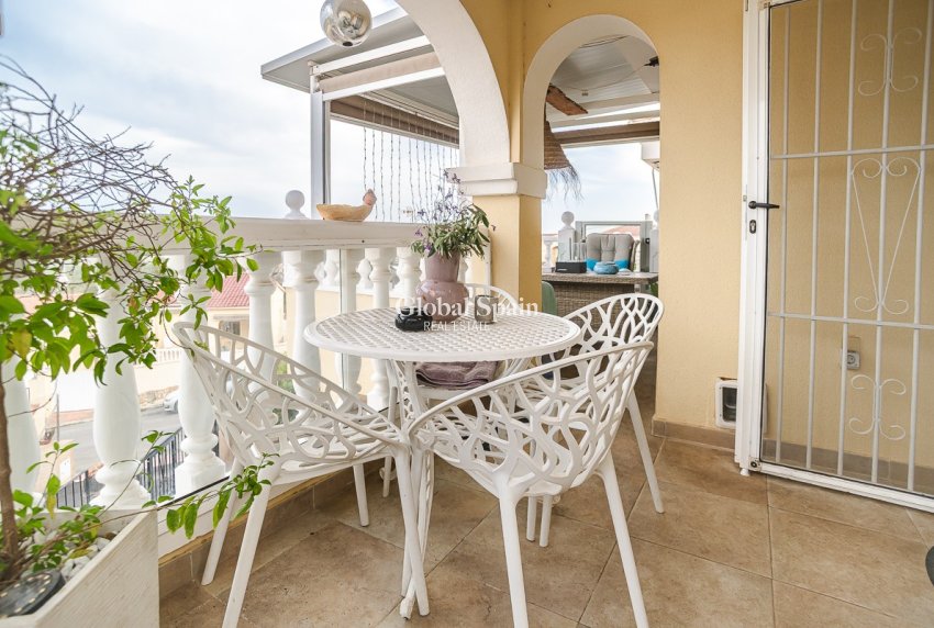 Resale - HOUSE -
SAN FULGENCIO - urb.la marina