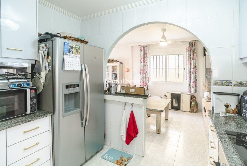 Resale - HOUSE -
SAN FULGENCIO - urb.la marina