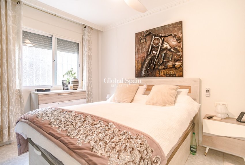 Resale - HOUSE -
SAN FULGENCIO - urb.la marina