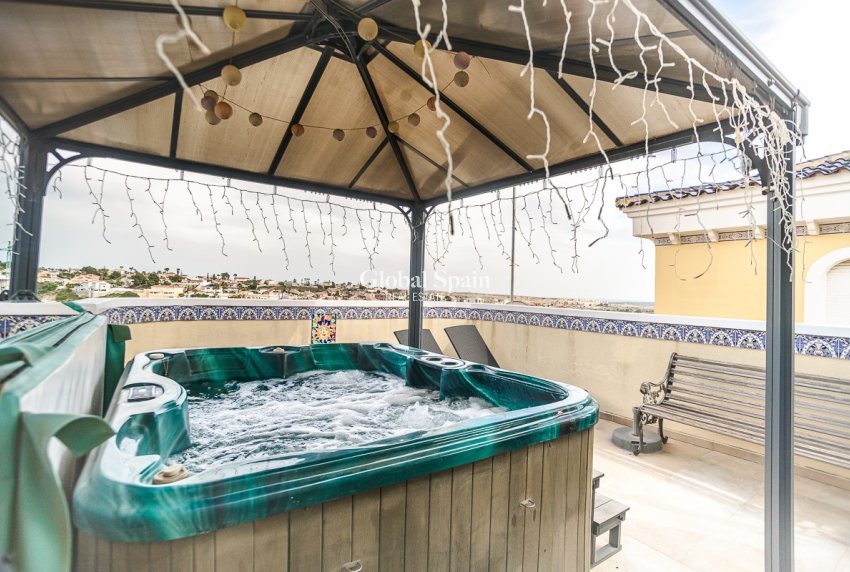 Resale - HOUSE -
SAN FULGENCIO - urb.la marina