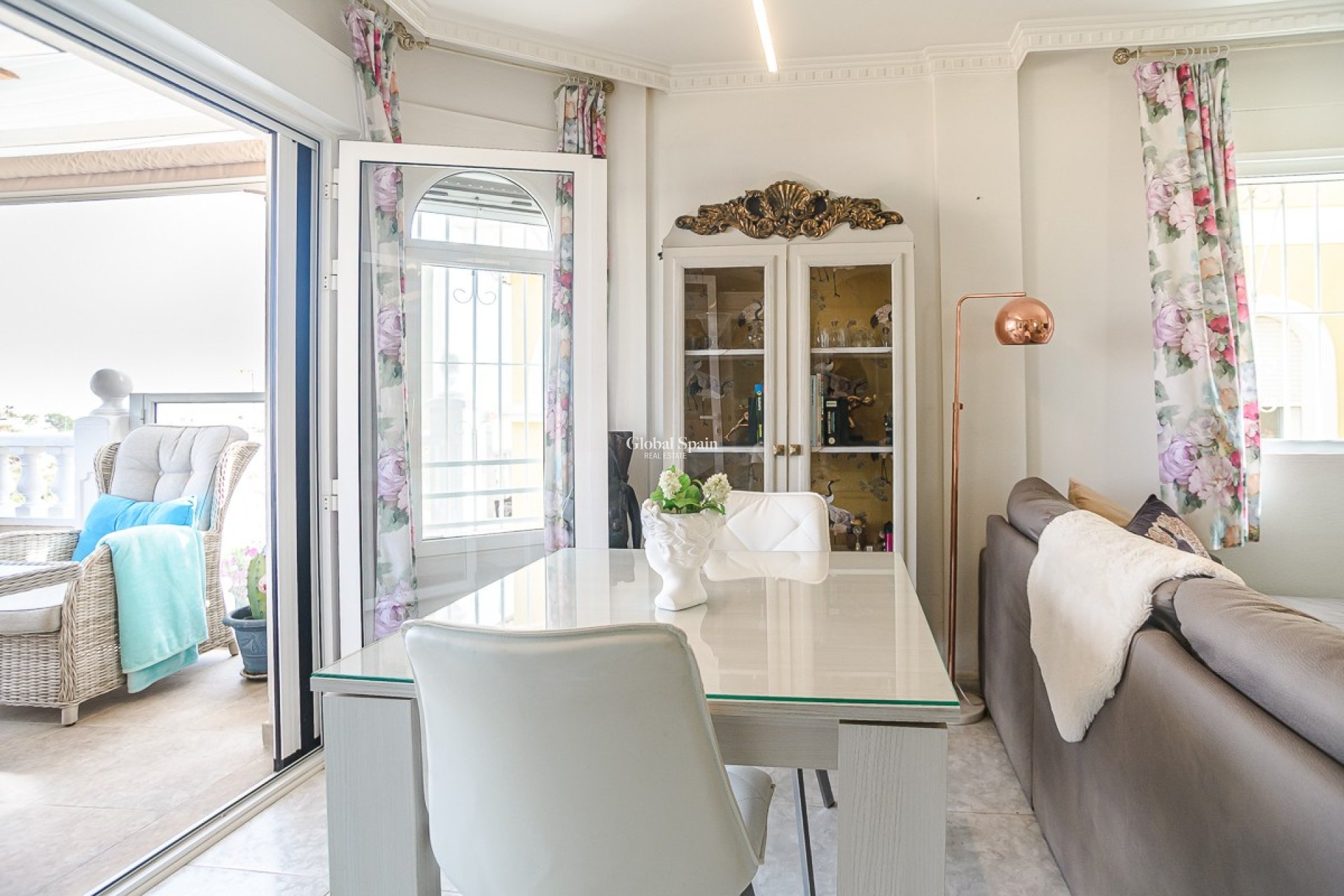 Resale - HOUSE -
SAN FULGENCIO - urb.la marina