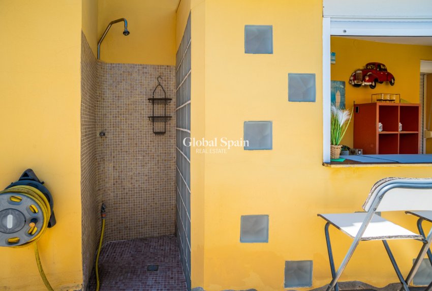 Resale - House -
San Fulgencio - urb.la marina