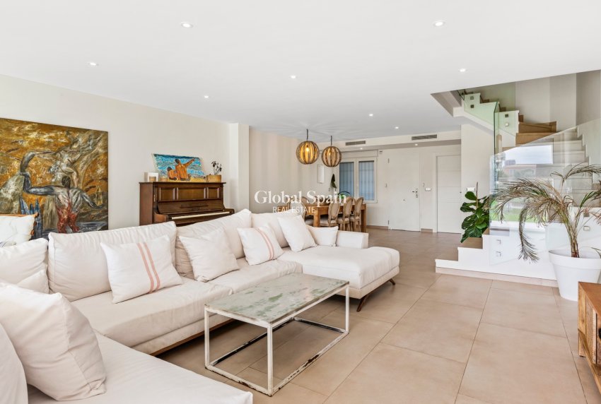 Resale - House -
SAN JUAN DE ALICANTE - SAN JUAN ALICANTE