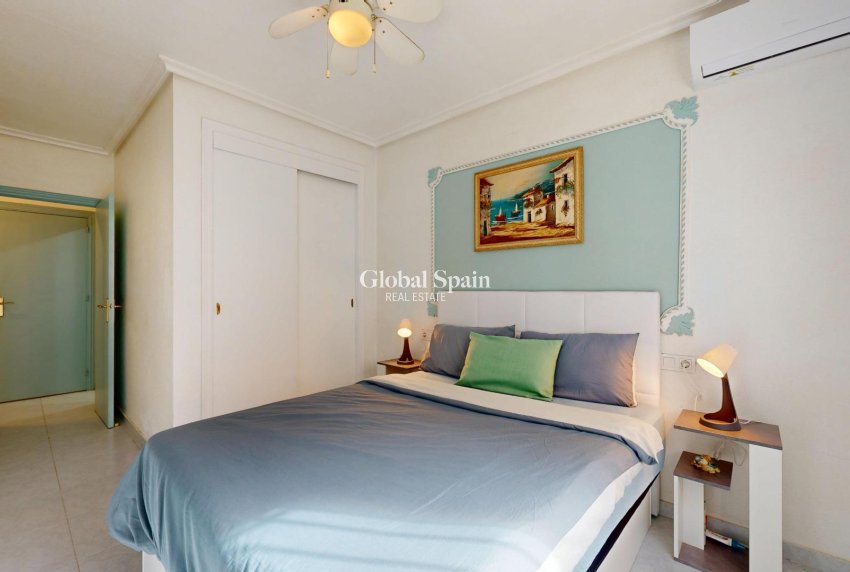 Resale - HOUSE -
SAN MIGUEL DE SALINAS - 03193