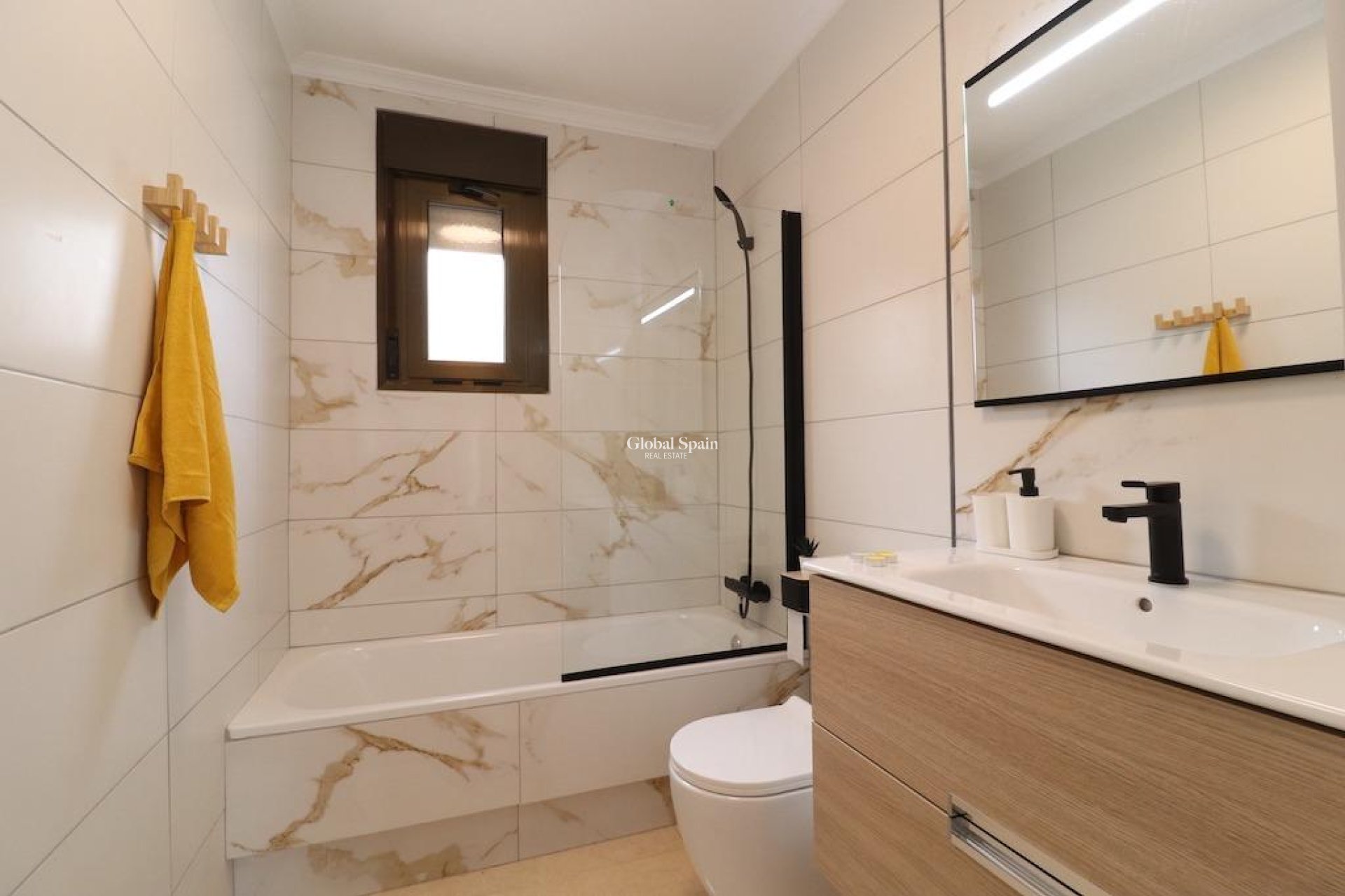 Resale - House -
SAN MIGUEL DE SALINAS - Cerro del Sol